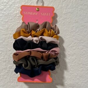 NWT Sunday State Multicolor Hair Scrunchies Set